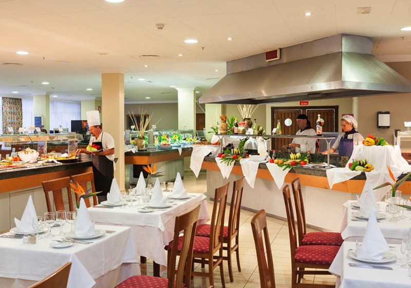 Ausstattung & Service