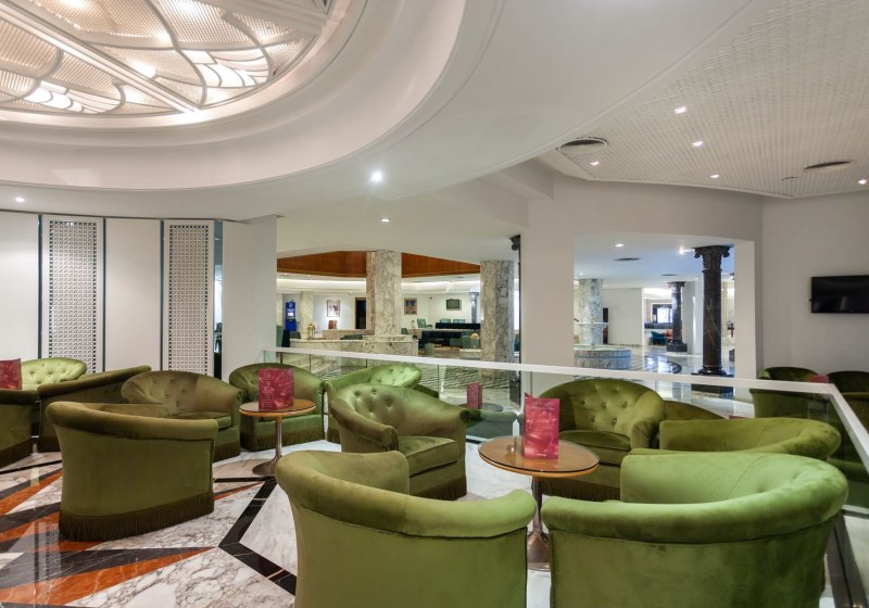 Ausstattung & Service