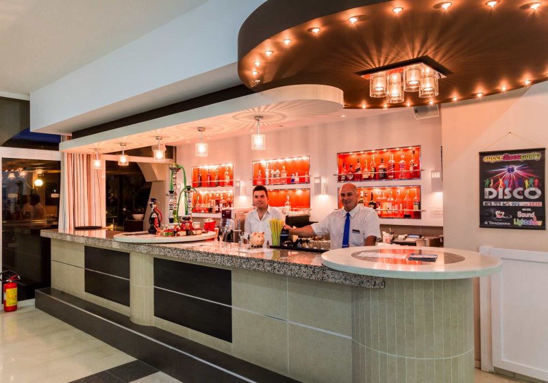 Ausstattung & Service