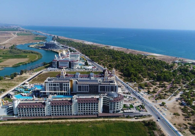 Port River Hotel & Spa