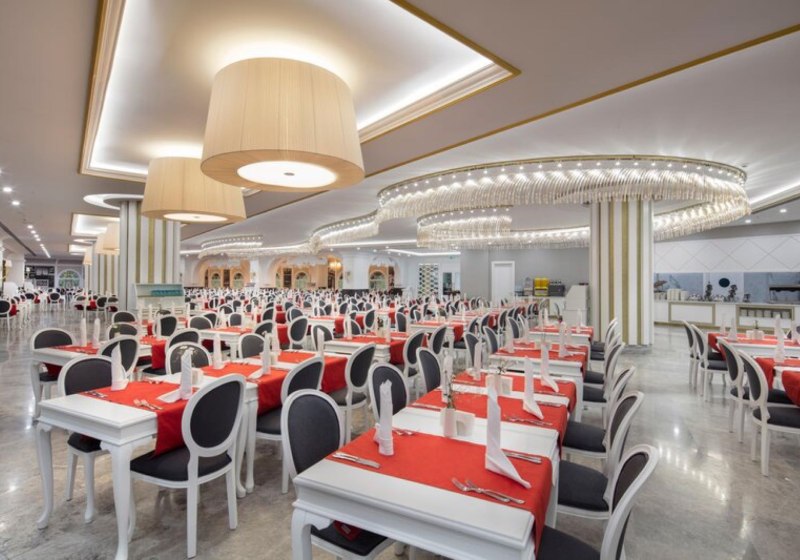 Ausstattung & Service