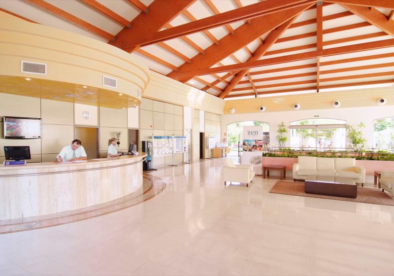 Ausstattung & Service