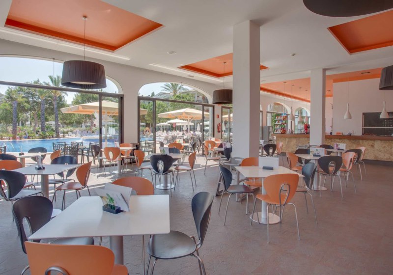 Ausstattung & Service