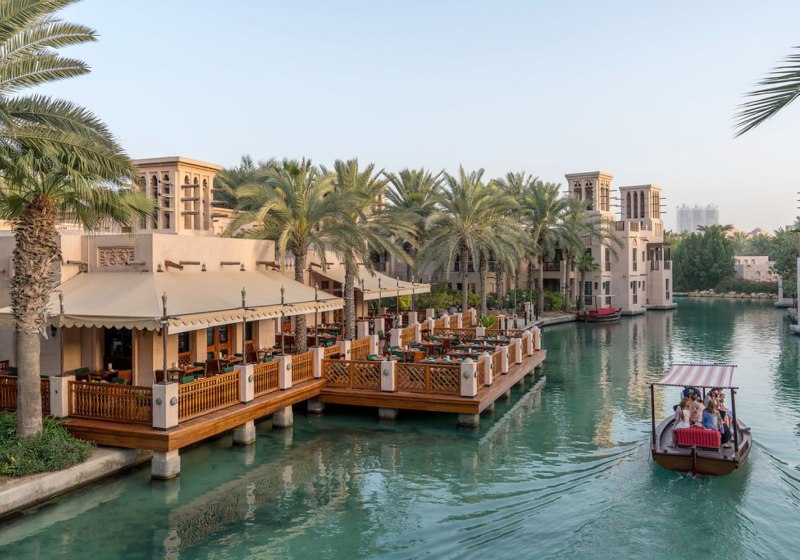 Ausstattung & Service