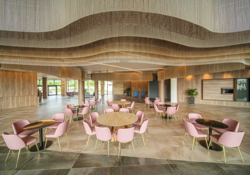 Ausstattung & Service