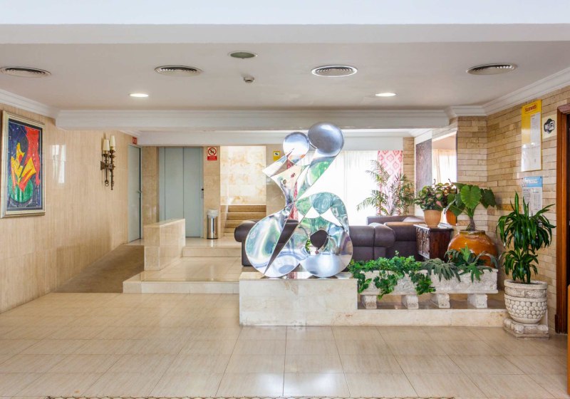 Ausstattung & Service