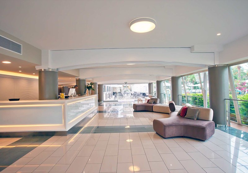 Ausstattung & Service