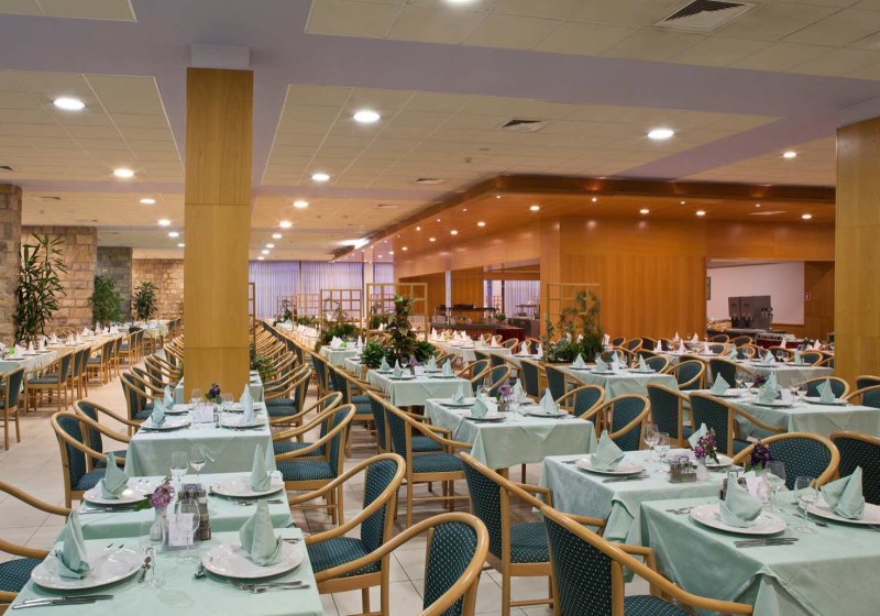 Ausstattung & Service