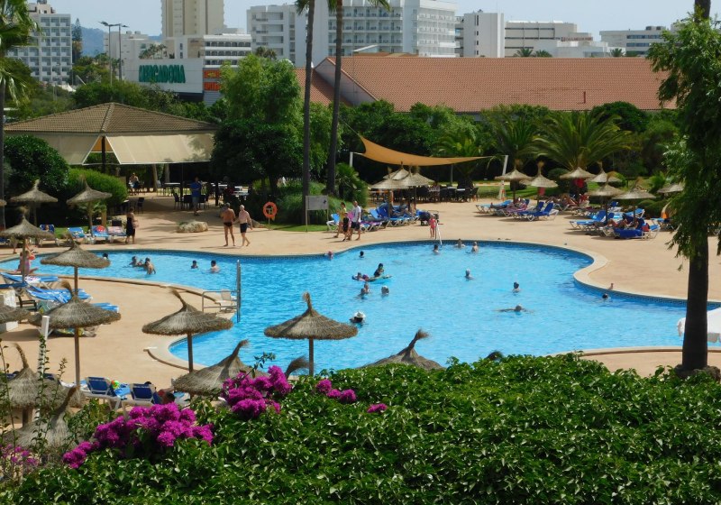 Ausstattung & Service