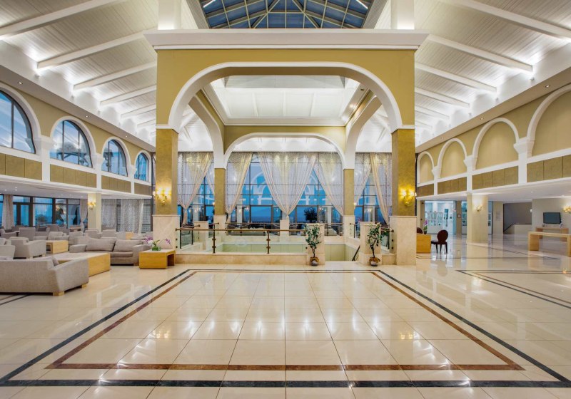 Ausstattung & Service