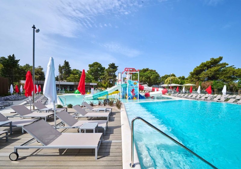 Beispiel: Hotel Außenpool