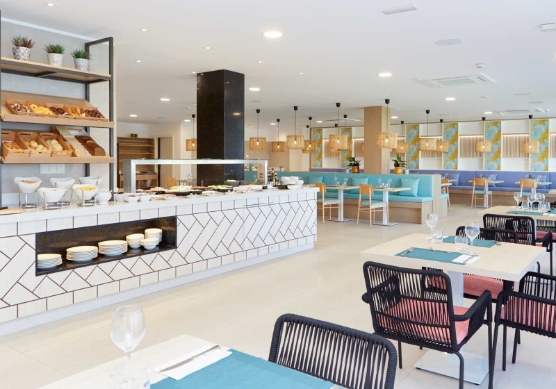 Ausstattung & Service