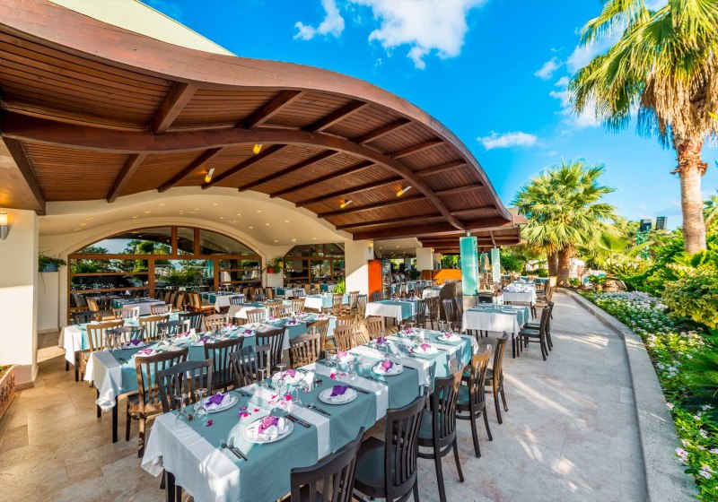 Ausstattung & Service