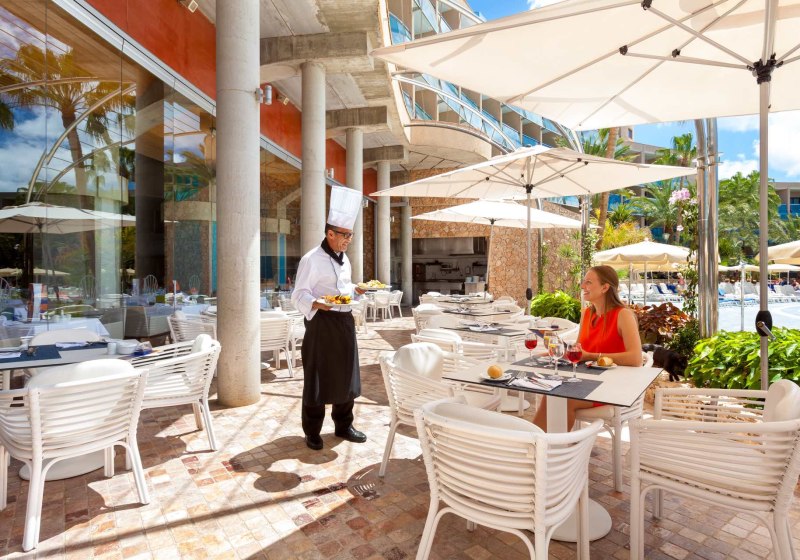 Ausstattung & Service