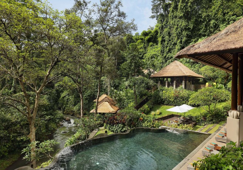 Ausstattung & Service