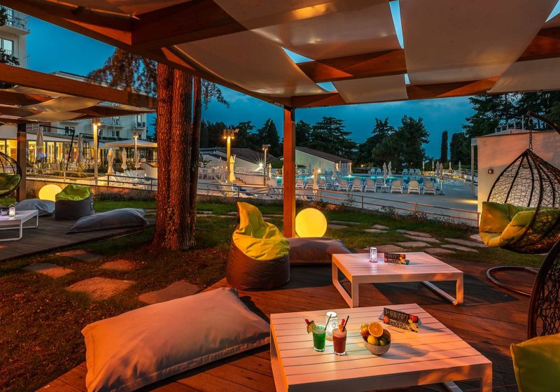 Ausstattung & Service