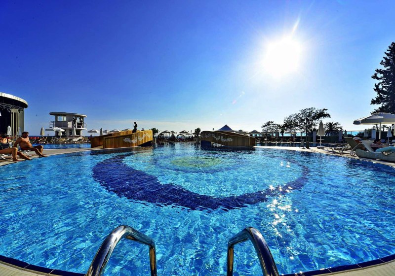 Ausstattung & Service