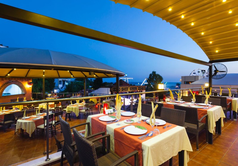 Ausstattung & Service