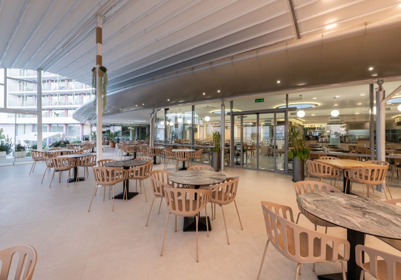 Ausstattung & Service