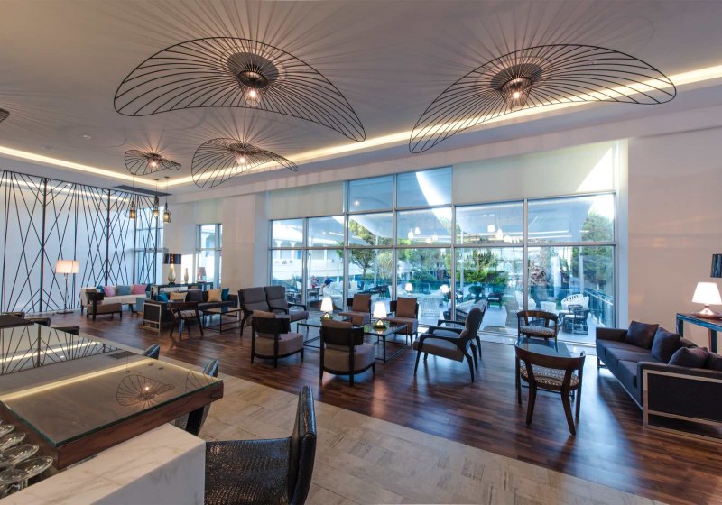 Ausstattung & Service