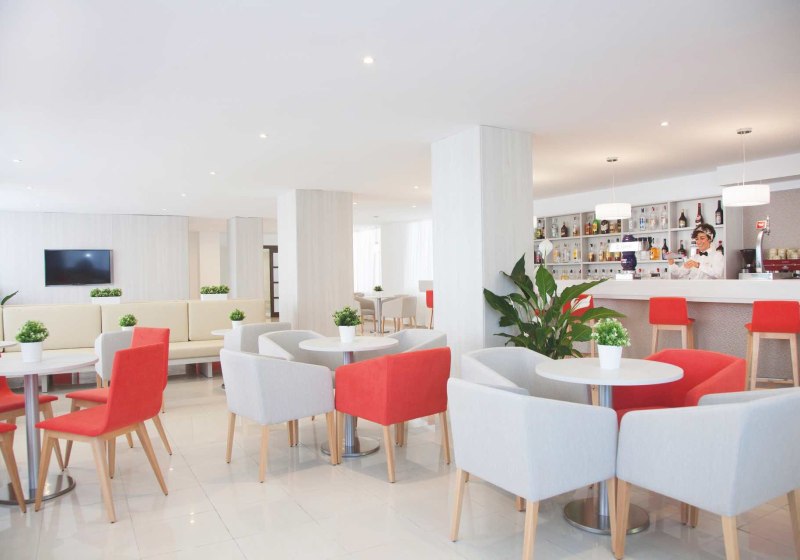 Ausstattung & Service