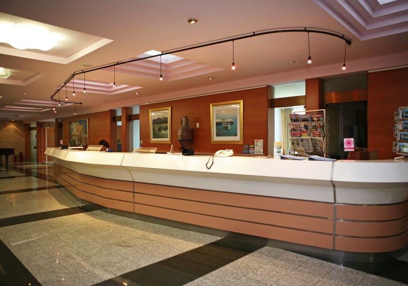 Ausstattung & Service