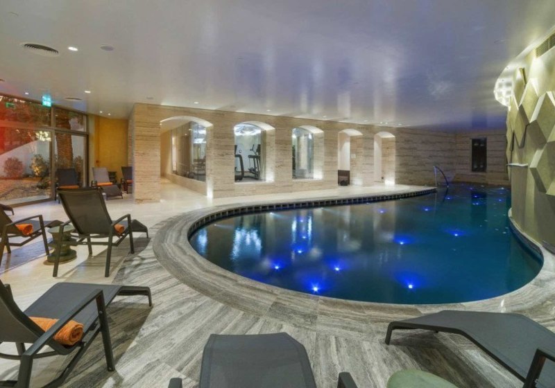 Ausstattung & Service