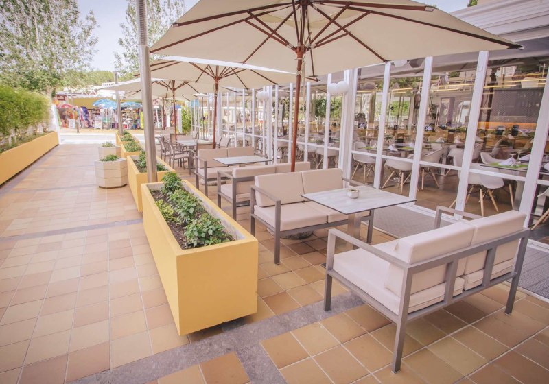 Ausstattung & Service