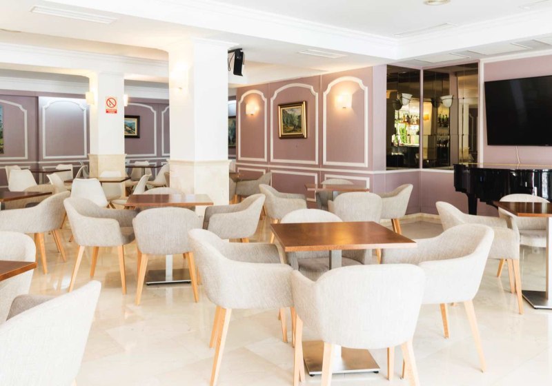 Ausstattung & Service