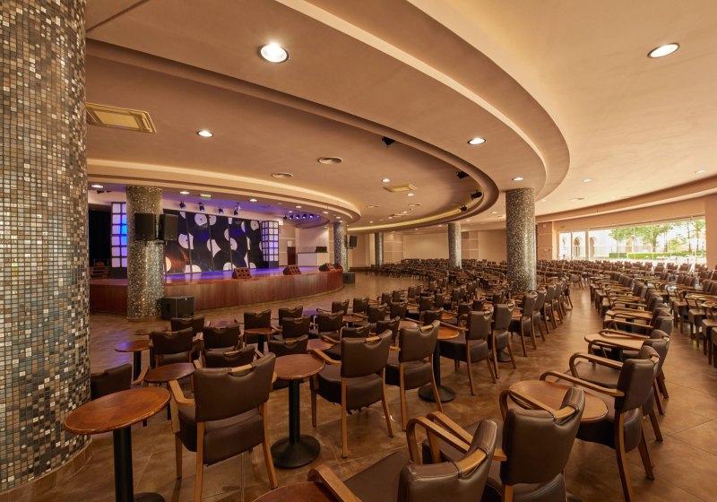 Ausstattung & Service