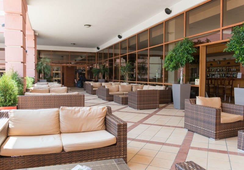 Ausstattung & Service