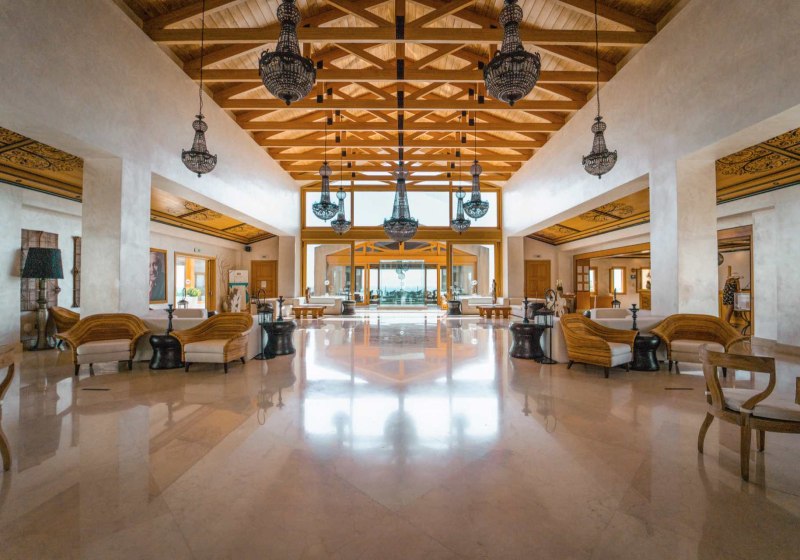 Ausstattung & Service