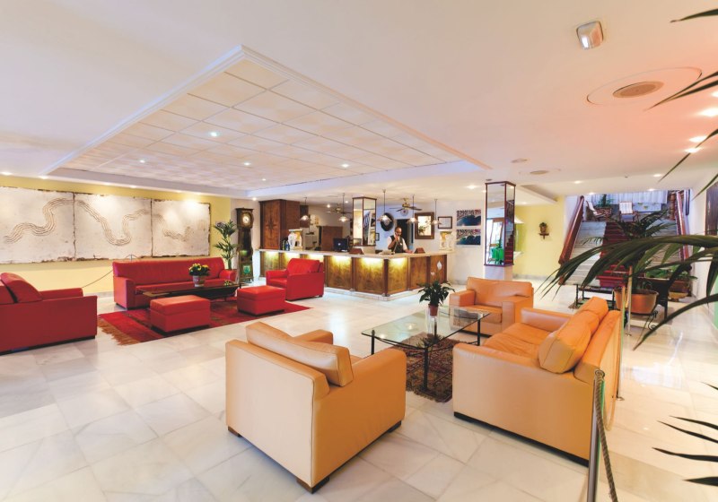 Ausstattung & Service