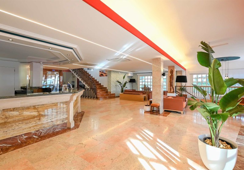 Ausstattung & Service