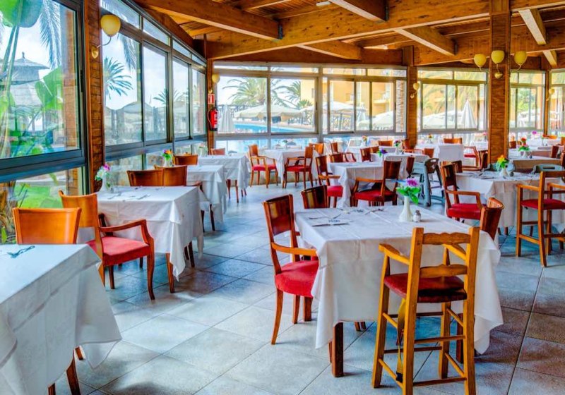 Ausstattung & Service