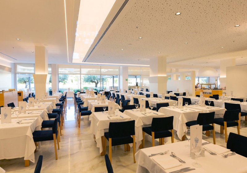 Ausstattung & Service