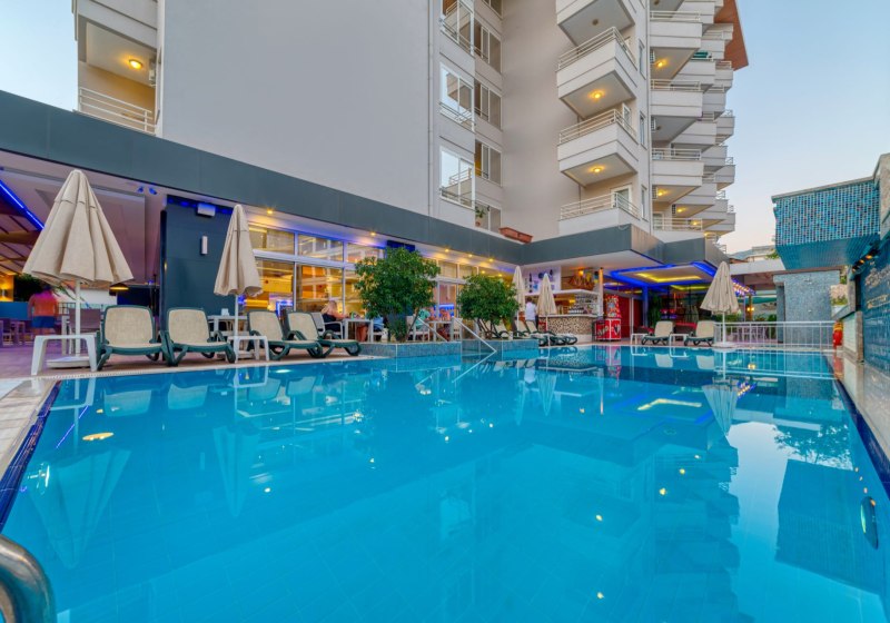 Ausstattung & Service