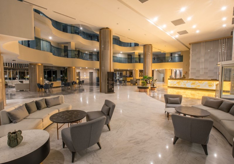 Ausstattung & Service