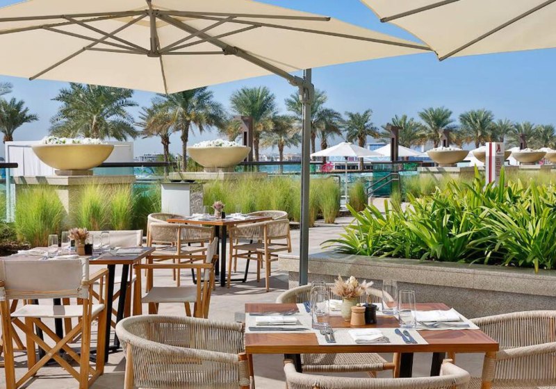 Ausstattung & Service