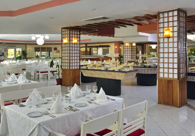 Ausstattung & Service