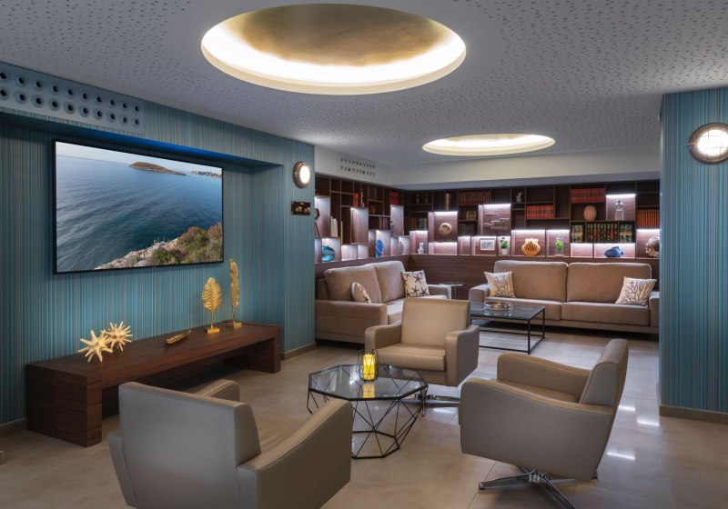 Ausstattung & Service