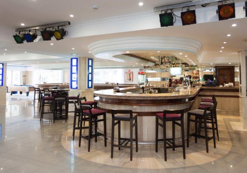 Ausstattung & Service