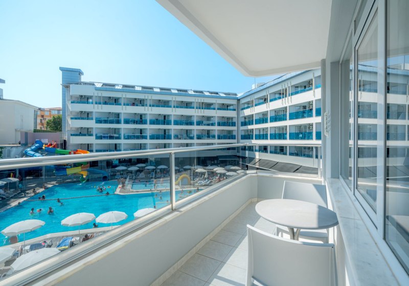 Avena Resort & Spa Hotel