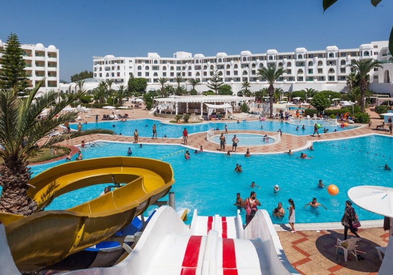 Beispiel: Hotel Außenpool