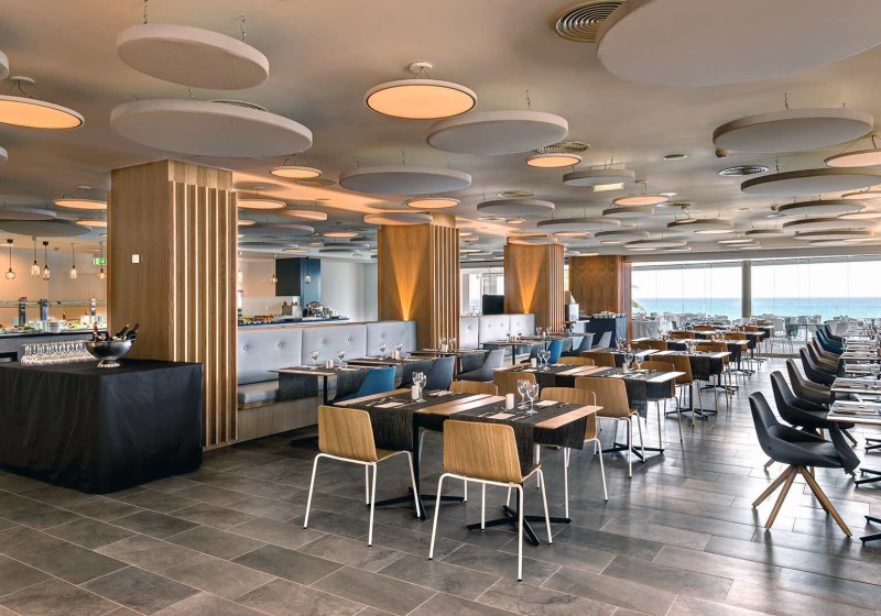 Ausstattung & Service