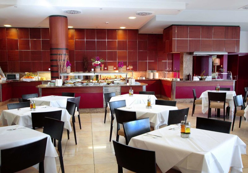 Ausstattung & Service