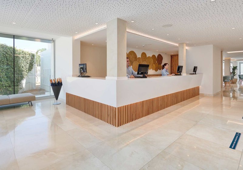 Ausstattung & Service