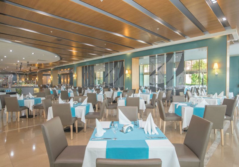 Ausstattung & Service