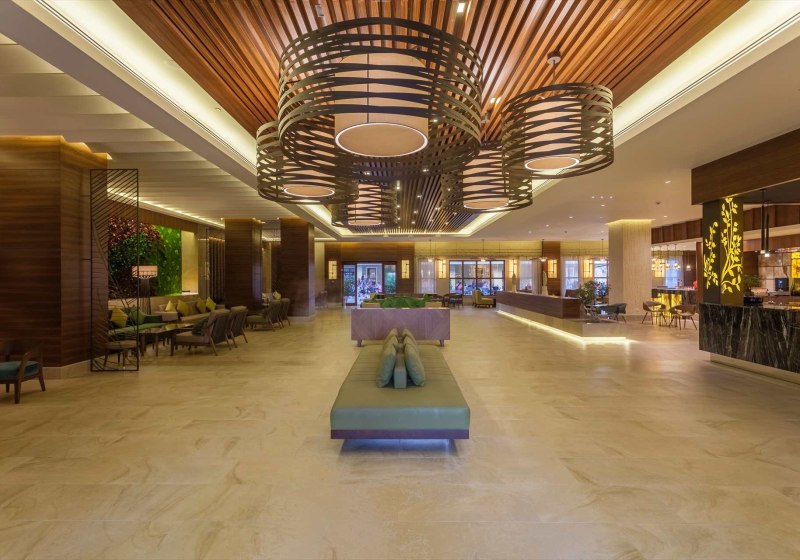 Ausstattung & Service