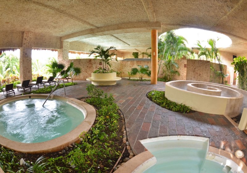 Ausstattung & Service